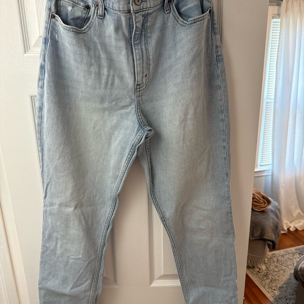 Abercrombie & Fitch Light Wash Denim Jeans